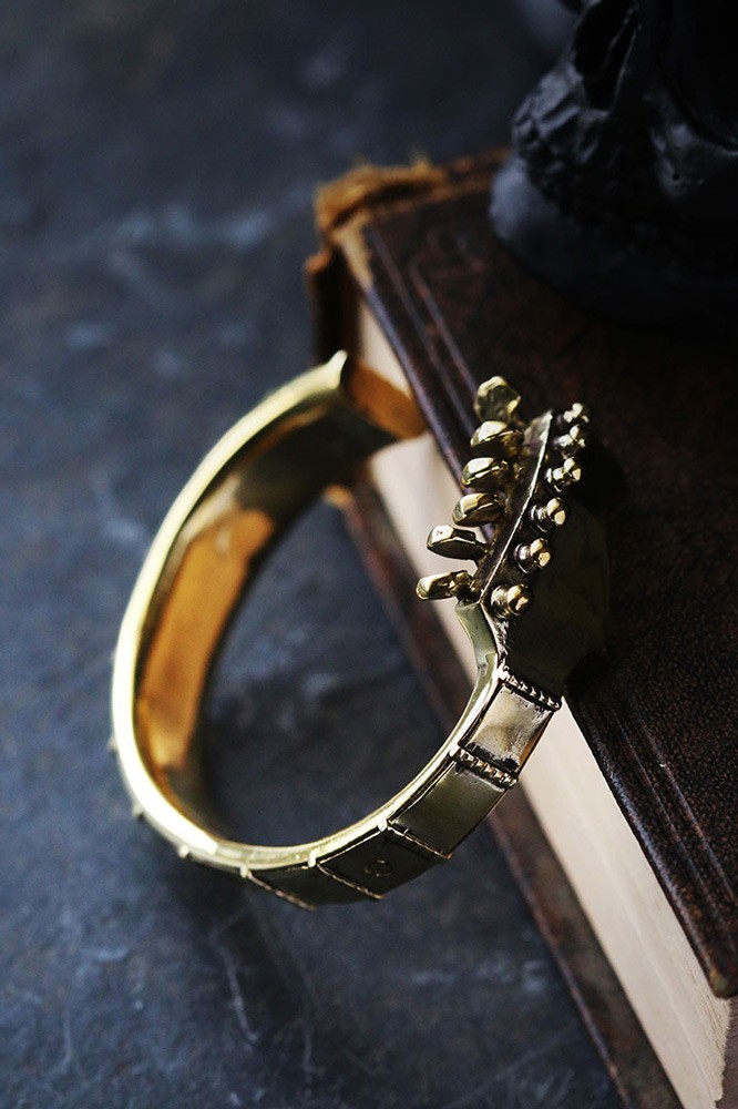 Guitar bracelet hot sale