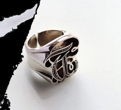 defy-letter-rings-silverplated-t1